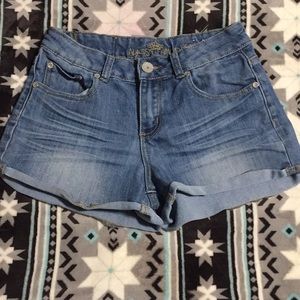 Almost Famous Shorts